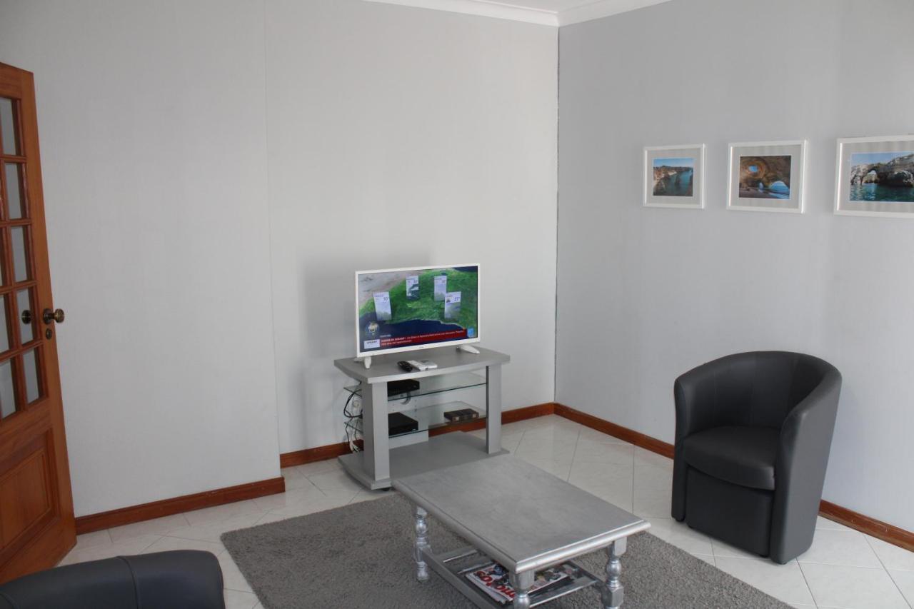 Apartamento Urb. Vila Nova, Lote 5 อาร์มาซอง เด เปรา ภายนอก รูปภาพ